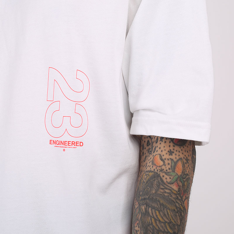 Мужская футболка Jordan 23 Engineered Short-Sleeve Crew (CN3103-100)  - цена, описание, фото 3